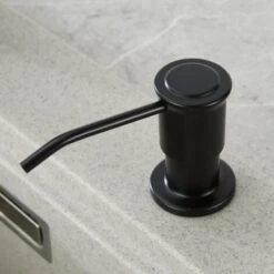 Faustina Distributeur De Savon Encastrable, Distributeur Savon Evier Cuisine, Distributeur Savon Integre Avec Bouteille 500ML Et Ensemble De Rallonge De 1,0 M, Recharge Du Haut, Noir