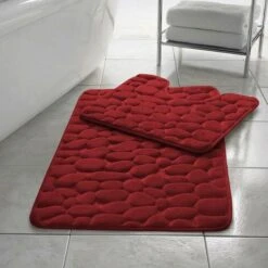 Ensemble De Tapis De Bain En Galets à Mémoire De Forme Tapis De Salle De Bain 2 Pièces Tapis De Bain Rouge Absorbant Doux Et Antidérapant (50 Cm X 80 Cm) Et Tapis De Piédestal (environ 50 Cm X 40 Cm)