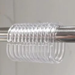 GP Crochets De Rideau De Douche En Plastique Anneaux Noirs En Forme De C Pour Salle De Pain Douche Fenêtre Tringle 24 Pièces, Transparent